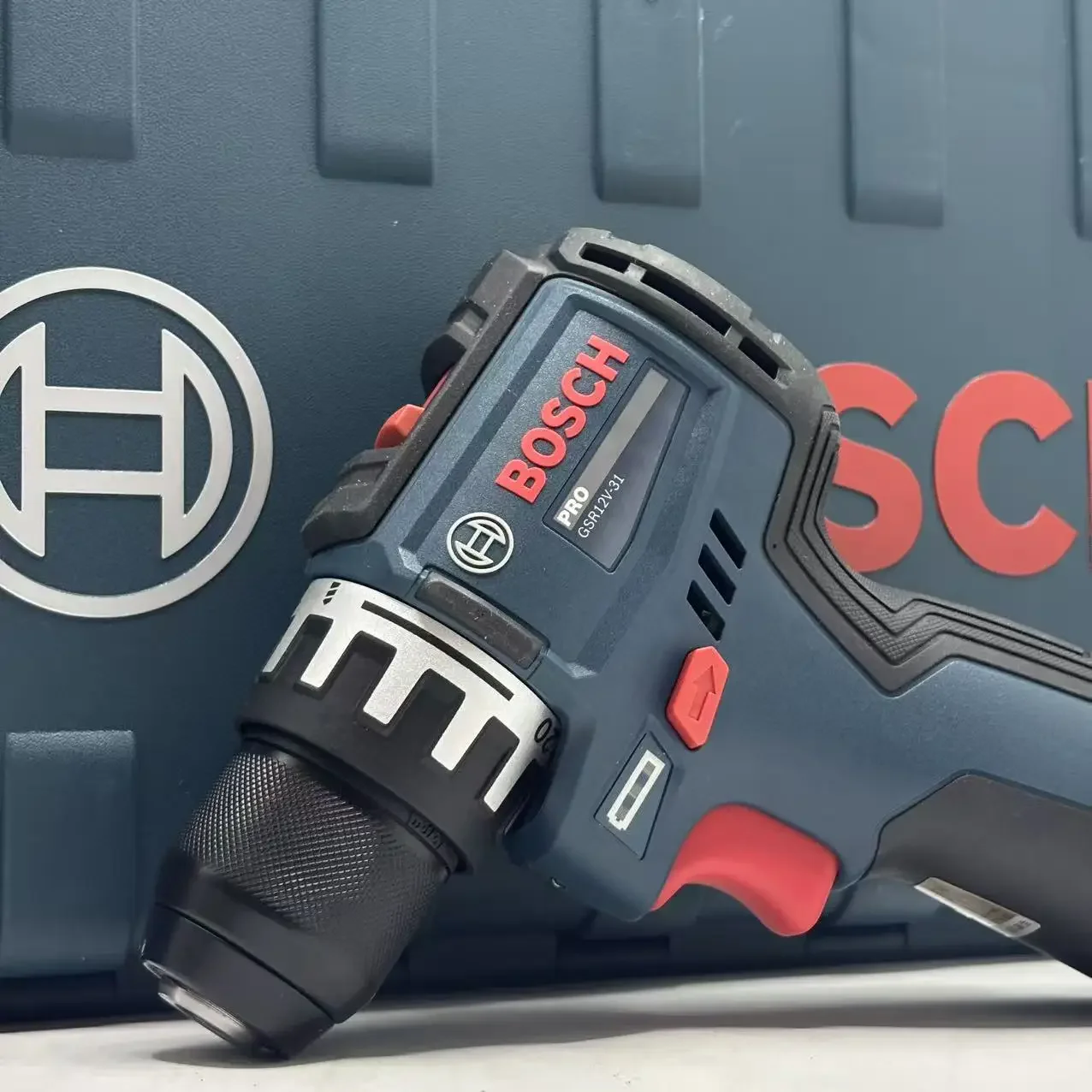 ボッシュ プロフェッショナル GSR 12V-31 コードレ - Power Tools Wood のレビューと価格