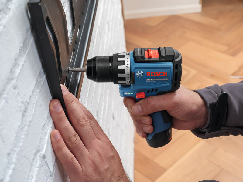 BOSCH GSR 12V-31 プロフェッショナルコードレ - Cordless Drill Driver のレビューと価格